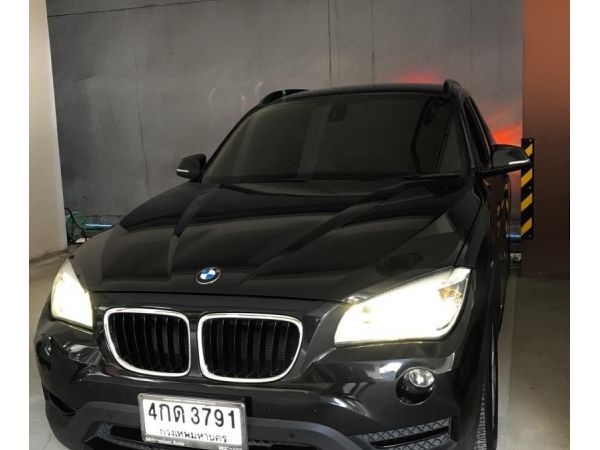 BMW x1 2014 sbriver18i (รถบ้านผู้หญิงขับ มือเดียว ขับในเมือง)